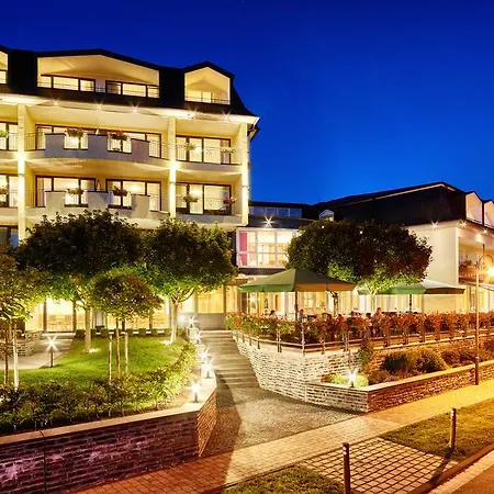 Weis Hotel 4*